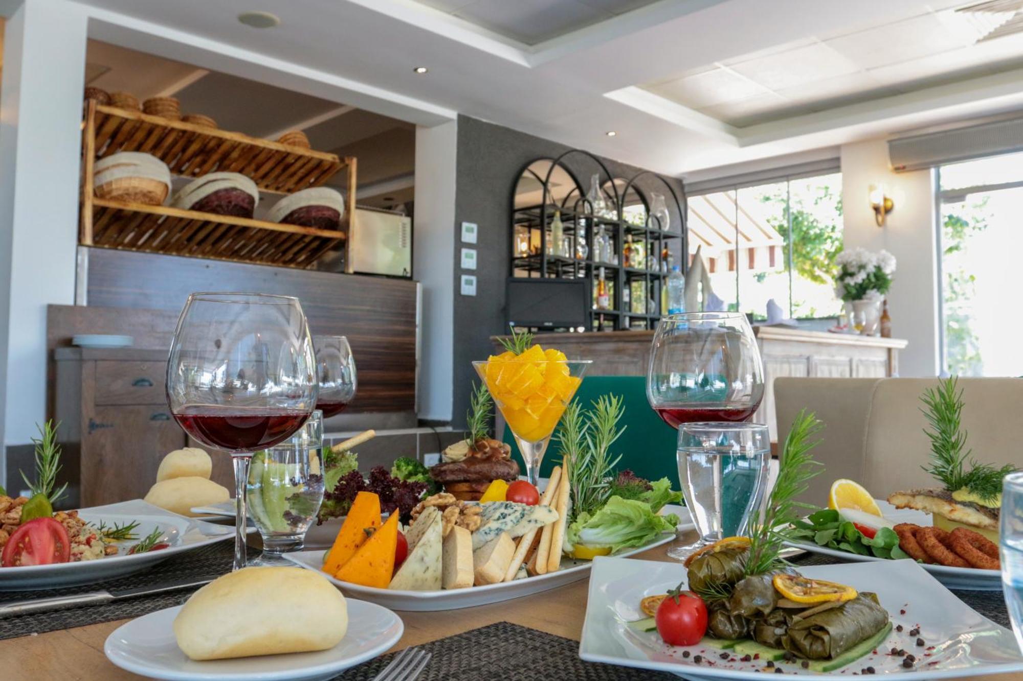 Olbios Marina Resort Hotel Kumkuyu Ngoại thất bức ảnh