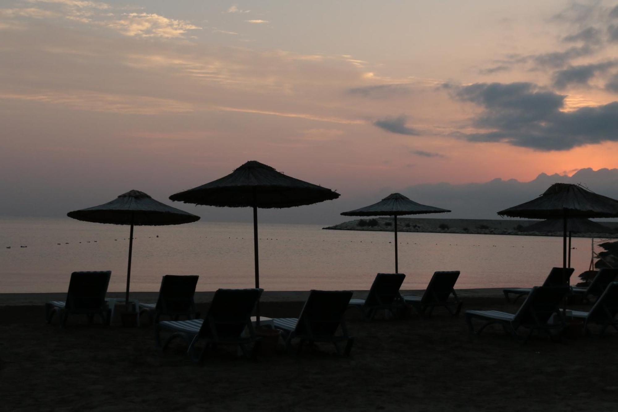 Olbios Marina Resort Hotel Kumkuyu Ngoại thất bức ảnh