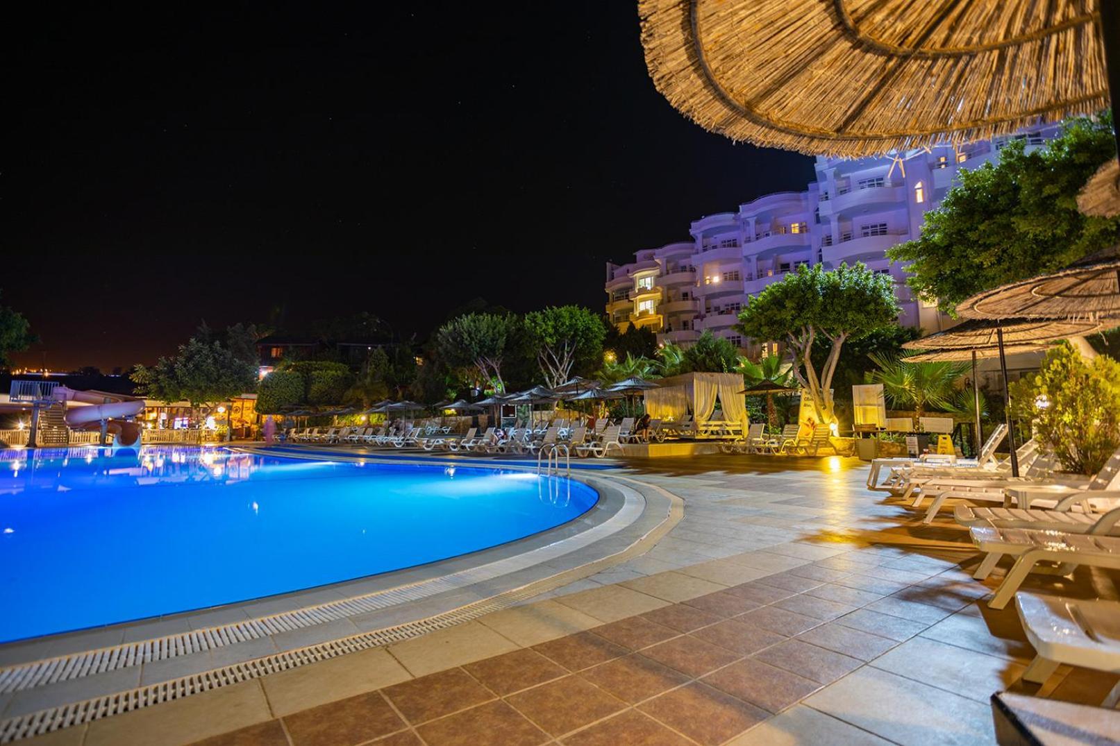 Olbios Marina Resort Hotel Kumkuyu Ngoại thất bức ảnh