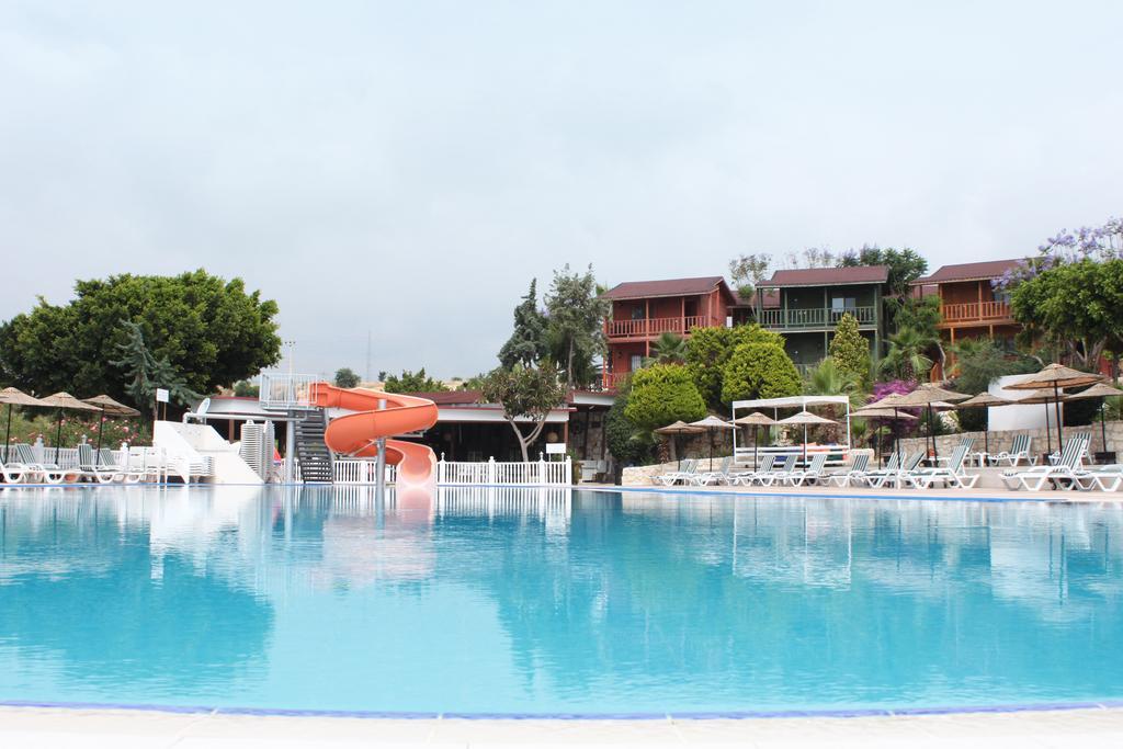 Olbios Marina Resort Hotel Kumkuyu Ngoại thất bức ảnh